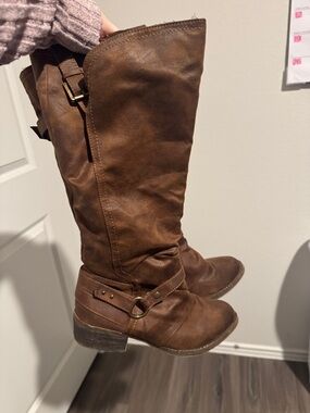 Sugar Brown Knee-High Riding Boots with Buckle Detail